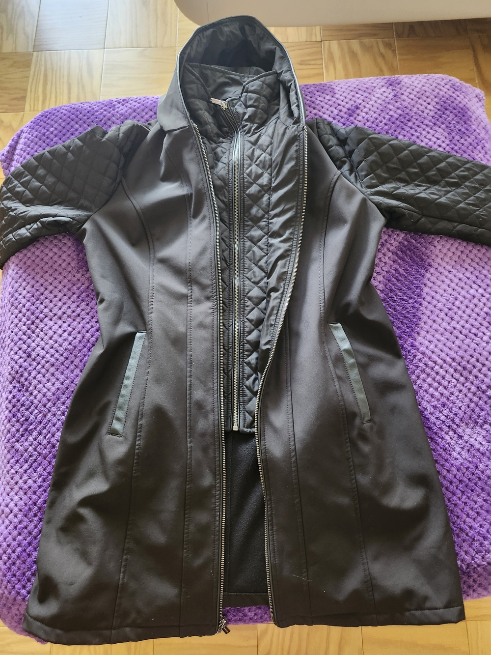 MICHAEL Michael Kors Black Quilted-Sleeve Trench Coat